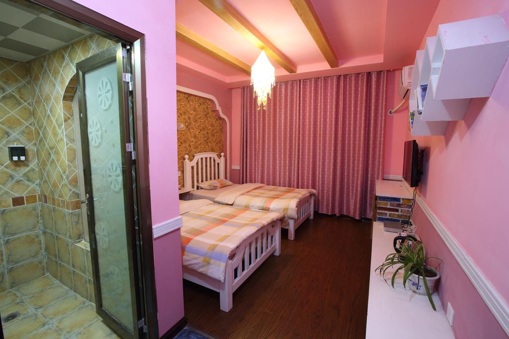 Zhangjiajie April Hostel Ruang foto